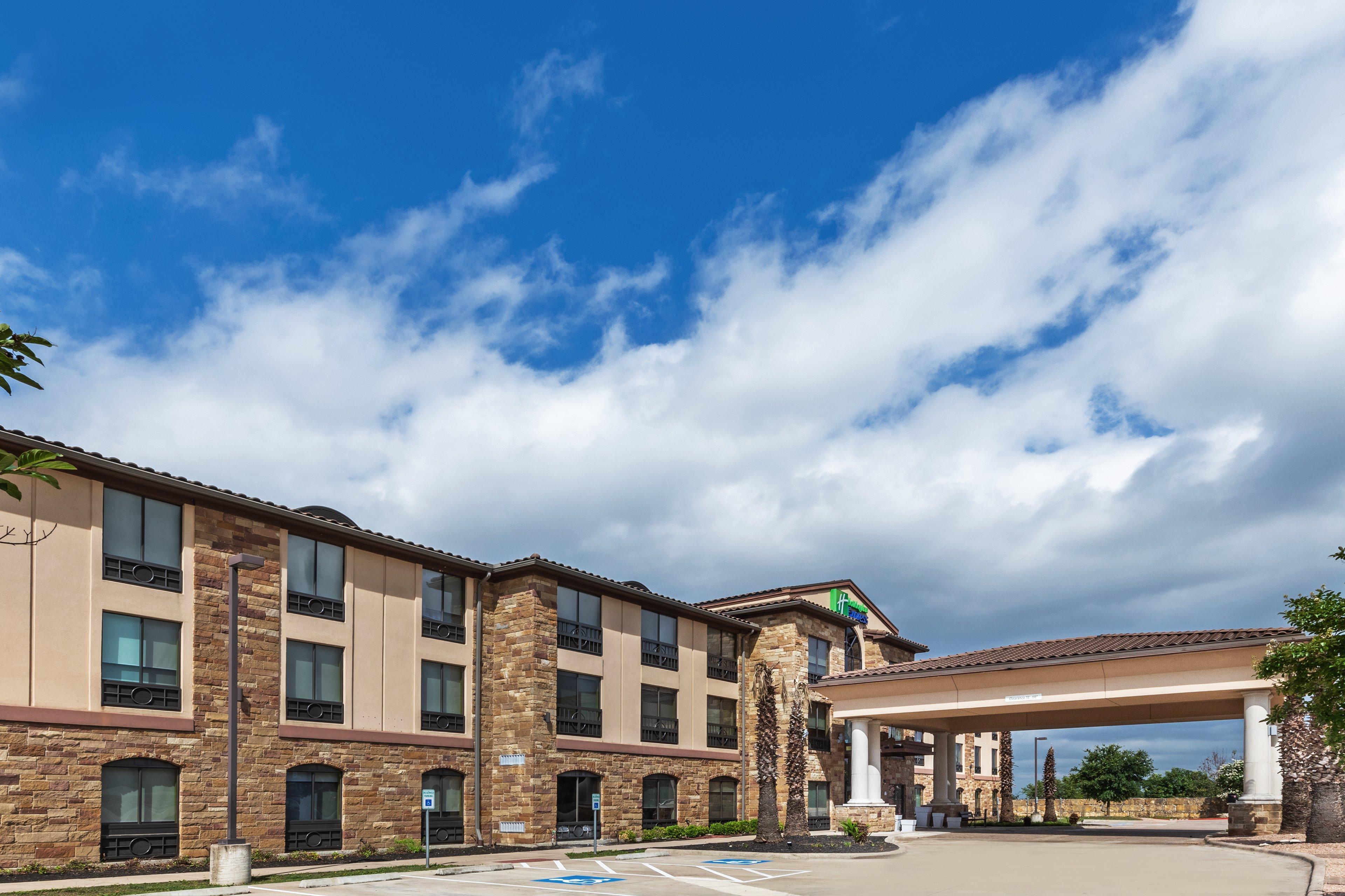 Holiday Inn Express & Suites Austin Nw - Lakeway, An Ihg Hotel Екстериор снимка