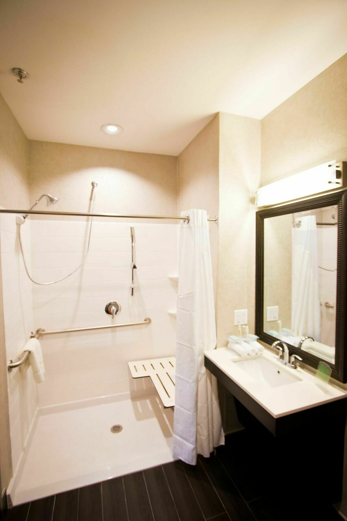 Holiday Inn Express & Suites Austin Nw - Lakeway, An Ihg Hotel Екстериор снимка